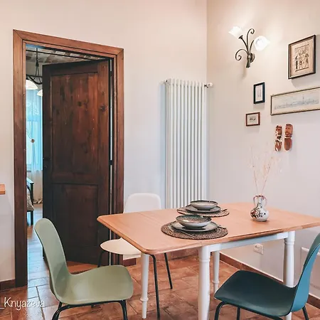 Heritage Nestled Between Sea And Hills Apartment